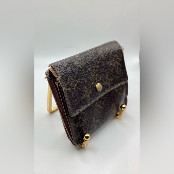 Authentic - Louis Vuitton Brown Leather Monogram Wallet - Picture 5 of 13